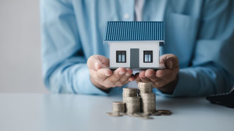 How to Choose the Right Property in Greater Noida for Your Budget